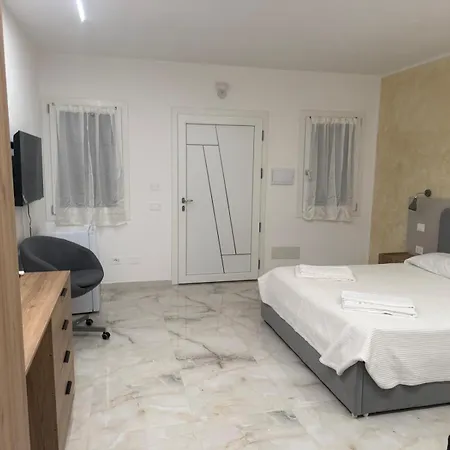 فندق مبيت وإفطار Suitea&alecini